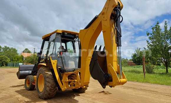 Buy Used Caterpillar 120 Other Truck in Quelimane in Zambezia Buy Used Caterpillar 120 Other Truck in Quelimane in Zambezia