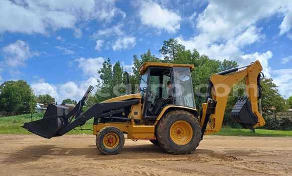 Buy Used Caterpillar 120 Other Truck in Quelimane in Zambezia Buy Used Caterpillar 120 Other Truck in Quelimane in Zambezia