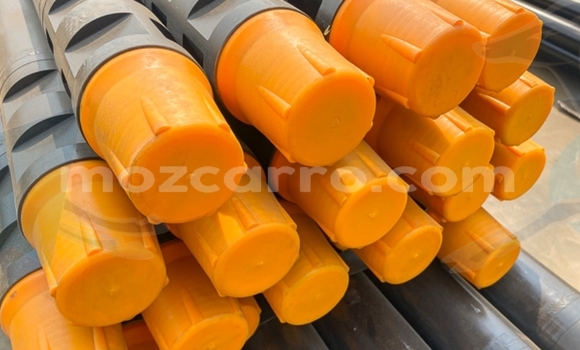 Buy Used Caterpillar 120 Green Truck in Quelimane in Zambezia Buy Used Caterpillar 120 Green Truck in Quelimane in Zambezia