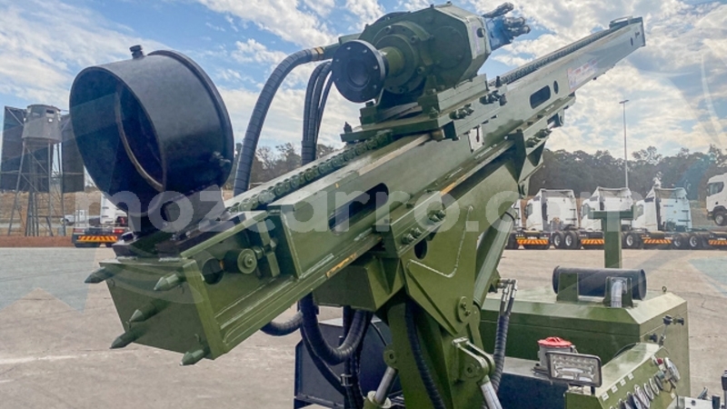 Big with watermark caterpillar 120 zambezia quelimane 40440