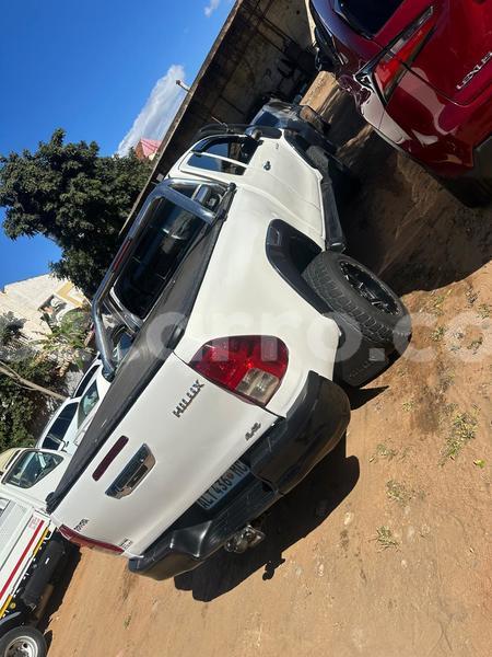 Big with watermark toyota hiluxe revo maputo maputo 40442