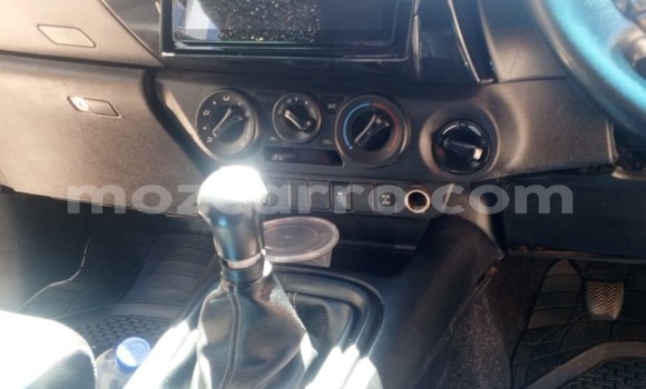 Comprar Usado Toyota Hiluxe Revo Branco Carro em Maputo em Maputo Comprar Usado Toyota Hiluxe Revo Branco Carro em Maputo em Maputo