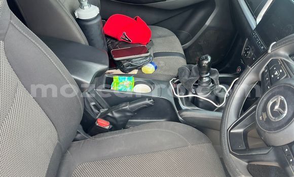 Nunua Ilio tumika Mazda BT-50 Nyeupe Gari ndani ya Maputo nchini Maputo Nunua Ilio tumika Mazda BT-50 Nyeupe Gari ndani ya Maputo nchini Maputo