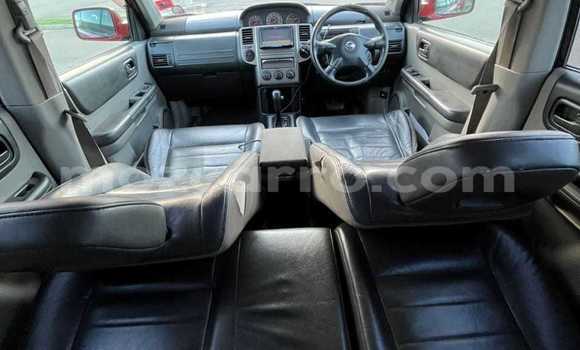 Tenga Tsaru Nissan X-Trail Tsvuku Mota in Maputo in Maputo Tenga Tsaru Nissan X-Trail Tsvuku Mota in Maputo in Maputo