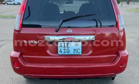 Tenga Tsaru Nissan X-Trail Tsvuku Mota in Maputo in Maputo Tenga Tsaru Nissan X-Trail Tsvuku Mota in Maputo in Maputo