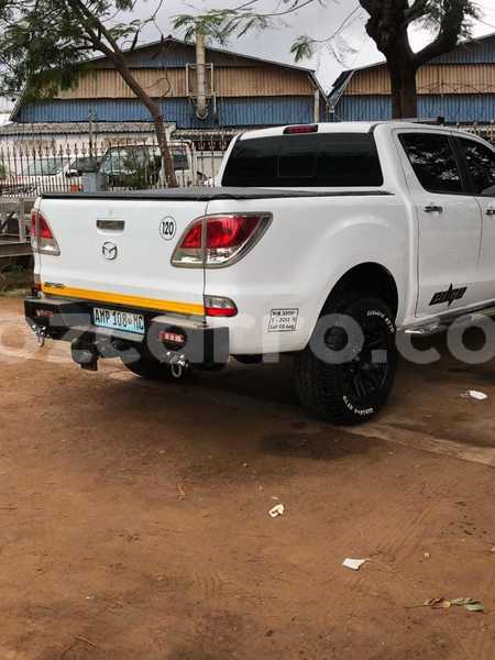 Big with watermark mazda bt 50 maputo maputo 40458