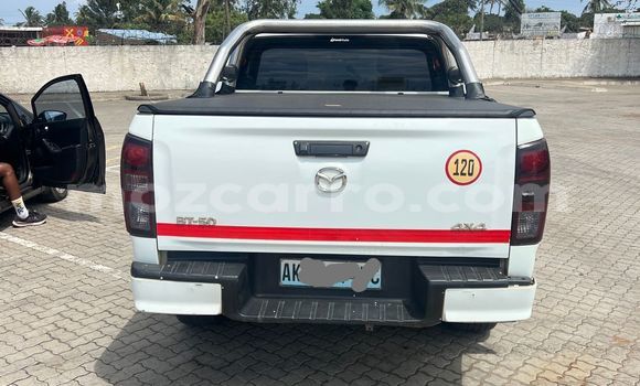 Tenga Tsaru Mazda BT-50 Chena Mota in Maputo in Maputo Tenga Tsaru Mazda BT-50 Chena Mota in Maputo in Maputo