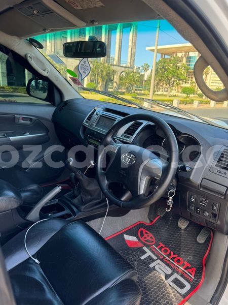 Big with watermark toyota hilux maputo maputo 40466