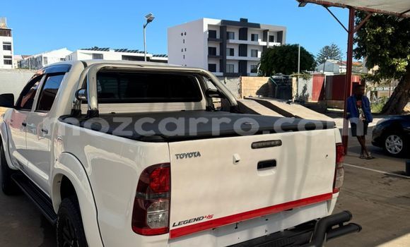 Tenga Tsaru Toyota Hilux Chena Mota in Maputo in Maputo Tenga Tsaru Toyota Hilux Chena Mota in Maputo in Maputo