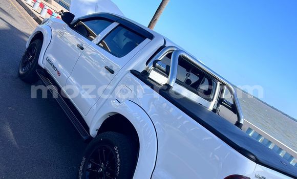 Tenga Tsaru Toyota Hilux Chena Mota in Maputo in Maputo Tenga Tsaru Toyota Hilux Chena Mota in Maputo in Maputo