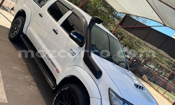 Tenga Tsaru Toyota Hilux Chena Mota in Maputo in Maputo Tenga Tsaru Toyota Hilux Chena Mota in Maputo in Maputo