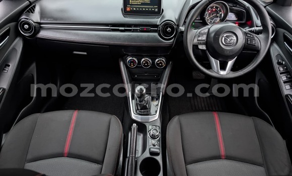 Nunua Ilio tumika Mazda BT-50 Bluu Gari ndani ya Maputo nchini Maputo Nunua Ilio tumika Mazda BT-50 Bluu Gari ndani ya Maputo nchini Maputo