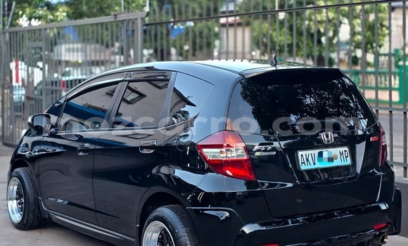 Buy Used Honda Fit Black Car in Maputo in Maputo Buy Used Honda Fit Black Car in Maputo in Maputo