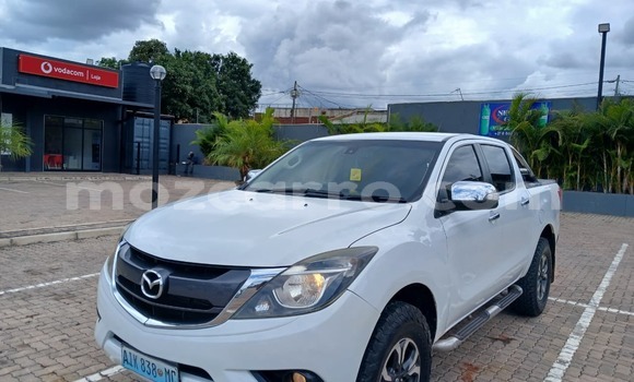 Tenga Tsaru Mazda BT-50 Chena Mota in Maputo in Maputo