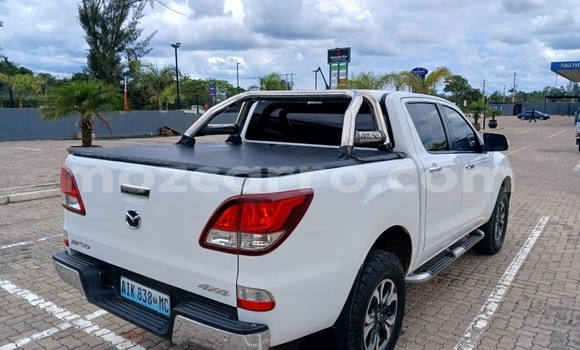 Tenga Tsaru Mazda BT-50 Chena Mota in Maputo in Maputo Tenga Tsaru Mazda BT-50 Chena Mota in Maputo in Maputo