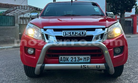 Nunua Ilio tumika Isuzu D-MAX Nyekundu Gari ndani ya Maputo nchini Maputo Nunua Ilio tumika Isuzu D-MAX Nyekundu Gari ndani ya Maputo nchini Maputo