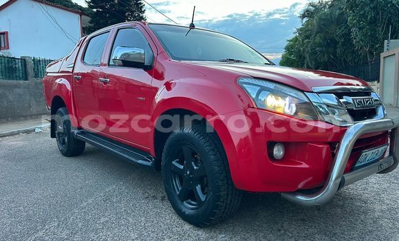 Nunua Ilio tumika Isuzu D-MAX Nyekundu Gari ndani ya Maputo nchini Maputo Nunua Ilio tumika Isuzu D-MAX Nyekundu Gari ndani ya Maputo nchini Maputo