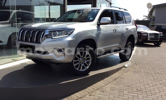 Buy Used Toyota Land Cruiser Prado Silver Car in Maputo in Maputo Buy Used Toyota Land Cruiser Prado Silver Car in Maputo in Maputo