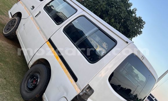 Tenga Tsaru Nissan Caravan Chena Mota in Maputo in Maputo Tenga Tsaru Nissan Caravan Chena Mota in Maputo in Maputo