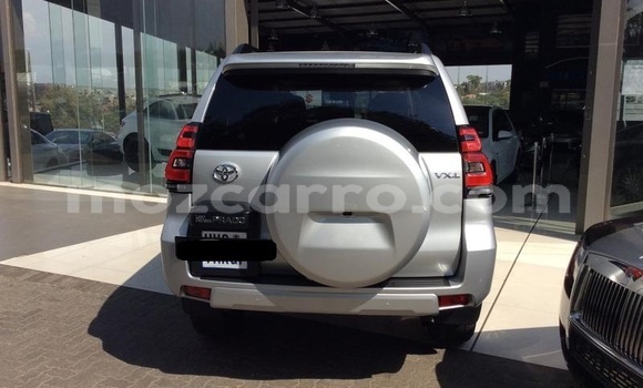 Buy Used Toyota Land Cruiser Prado Silver Car in Maputo in Maputo Buy Used Toyota Land Cruiser Prado Silver Car in Maputo in Maputo