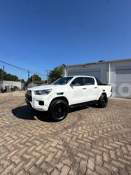 Big with watermark toyota hiluxe revo maputo maputo 40486