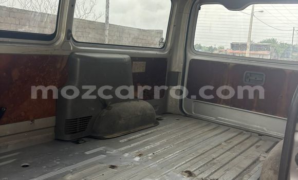 Buy Used Toyota Hiace Other Car in Maputo in Maputo Buy Used Toyota Hiace Other Car in Maputo in Maputo