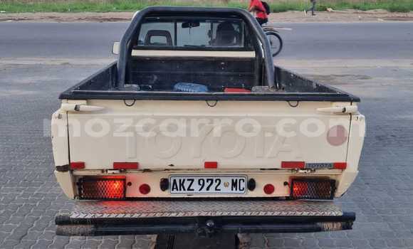 Tenga Tsaru Toyota Hilux Zvimwe Mota in Maputo in Maputo Tenga Tsaru Toyota Hilux Zvimwe Mota in Maputo in Maputo