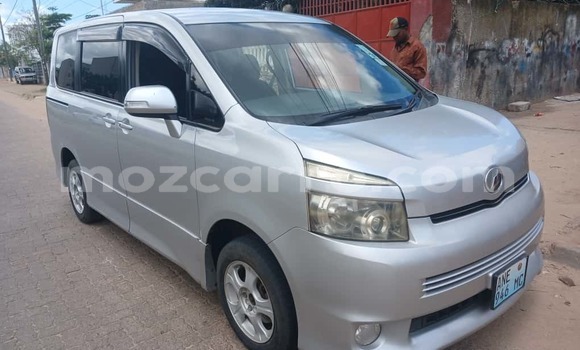 Nunua Ilio tumika Toyota Voxy Other Gari ndani ya Maputo nchini Maputo