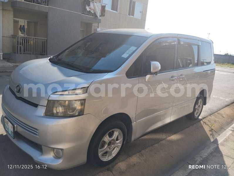 Big with watermark toyota voxy maputo maputo 40497