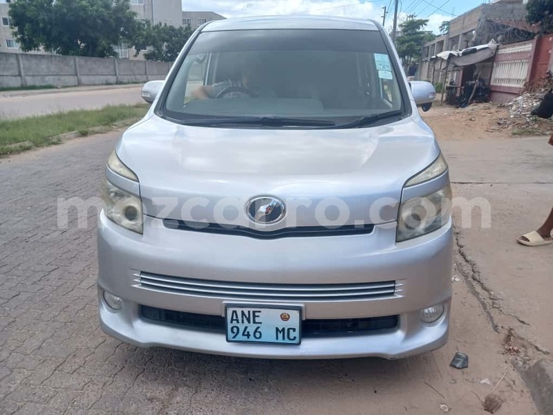 Big with watermark toyota voxy maputo maputo 40497