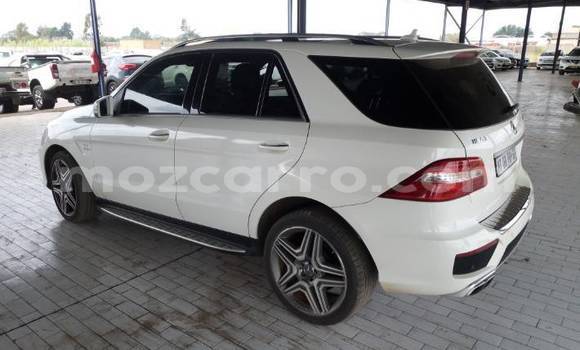 Buy Used Mercedes‒Benz ML-Class White Car in Maputo in Maputo Buy Used Mercedes‒Benz ML-Class White Car in Maputo in Maputo