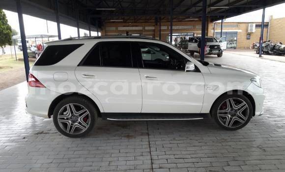 Buy Used Mercedes‒Benz ML-Class White Car in Maputo in Maputo Buy Used Mercedes‒Benz ML-Class White Car in Maputo in Maputo