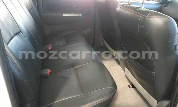 Buy Used Toyota Hilux White Car in Beira in Sofala Buy Used Toyota Hilux White Car in Beira in Sofala