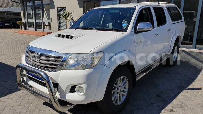 Big with watermark toyota hilux sofala beira 40503