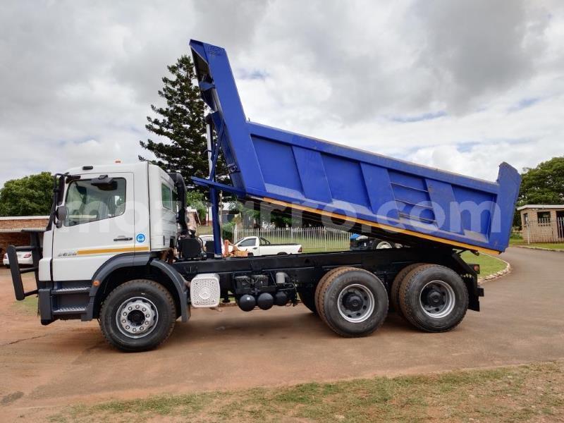 Big with watermark mercedes benz 1117 cabo delgado pemba 40504