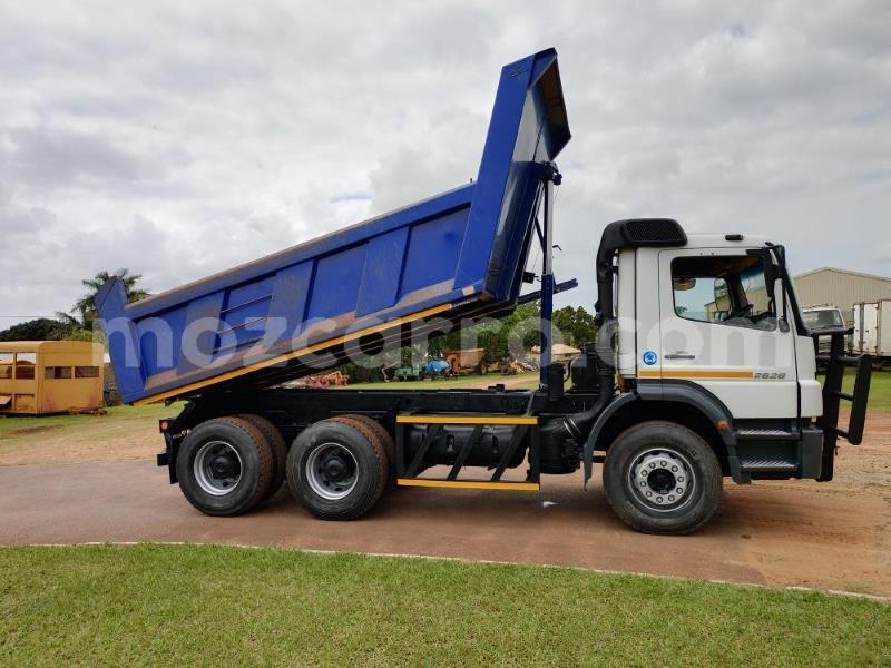 Big with watermark mercedes benz 1117 cabo delgado pemba 40504