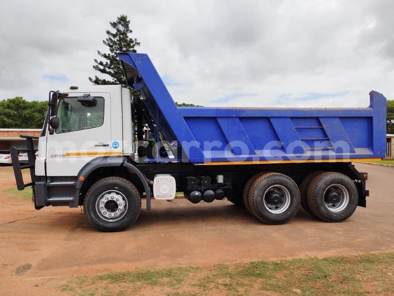 Big with watermark mercedes benz 1117 cabo delgado pemba 40504