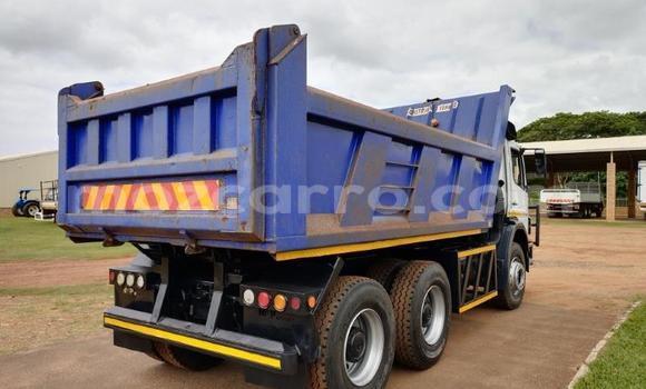 Buy Used Mercedes‒Benz 1117 Blue Truck in Pemba in Cabo Delgado Buy Used Mercedes‒Benz 1117 Blue Truck in Pemba in Cabo Delgado