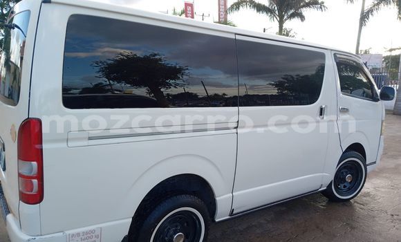 Comprar Usado Toyota Hiace Branco Carro em Maputo em Maputo Comprar Usado Toyota Hiace Branco Carro em Maputo em Maputo