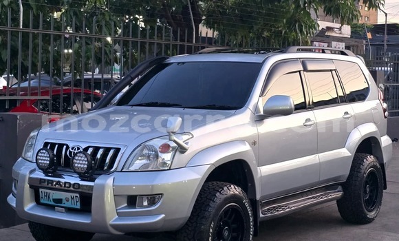 Comprar Usado Toyota Land Cruiser Prado Prata Carro em Maputo em Maputo
