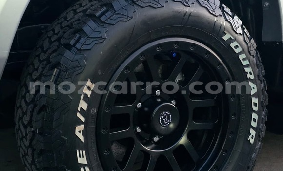 Tenga Tsaru Toyota Prado Other Mota in Maputo in Maputo Tenga Tsaru Toyota Prado Other Mota in Maputo in Maputo