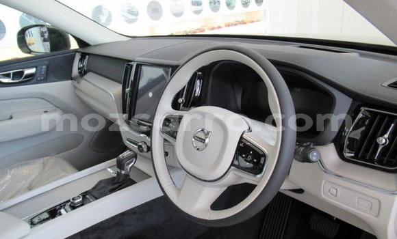 Comprar Usado Volvo XC60 Preto Carro em Maputo em Maputo Comprar Usado Volvo XC60 Preto Carro em Maputo em Maputo