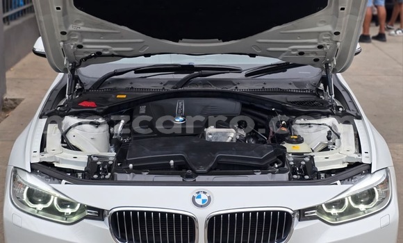Comprar Usado BMW 5-Series De outros Carro em Maputo em Maputo Comprar Usado BMW 5-Series De outros Carro em Maputo em Maputo