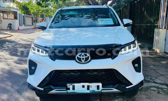 Tenga Tsaru Toyota Fortuner Chena Mota in Maputo in Maputo Tenga Tsaru Toyota Fortuner Chena Mota in Maputo in Maputo