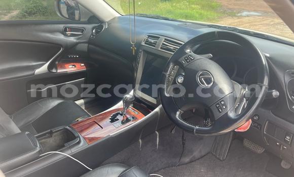 Tenga Tsaru Lexus IS Beige Mota in Maputo in Maputo Tenga Tsaru Lexus IS Beige Mota in Maputo in Maputo