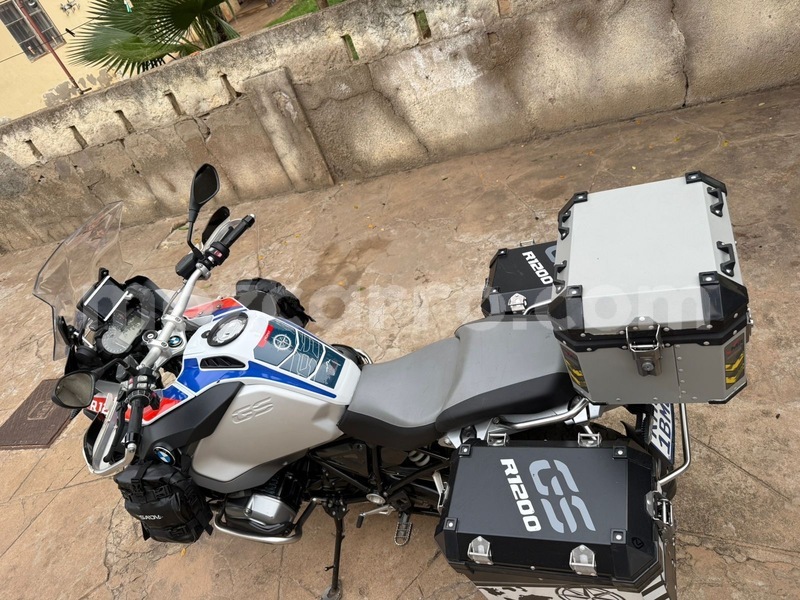 Big with watermark bmw r1200gs adventure maputo maputo 40543