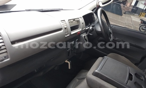 Comprar Usado Toyota Hiace Prata Carro em Maputo em Maputo Comprar Usado Toyota Hiace Prata Carro em Maputo em Maputo
