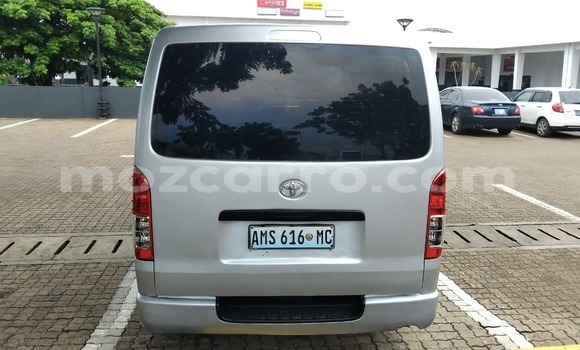 Comprar Usado Toyota Hiace Prata Carro em Maputo em Maputo Comprar Usado Toyota Hiace Prata Carro em Maputo em Maputo