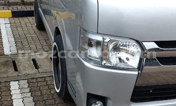 Comprar Usado Toyota Hiace Prata Carro em Maputo em Maputo Comprar Usado Toyota Hiace Prata Carro em Maputo em Maputo