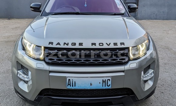 Nunua Ilio tumika Land Rover Range Rover Vogue Fedha Gari ndani ya Maputo nchini Maputo